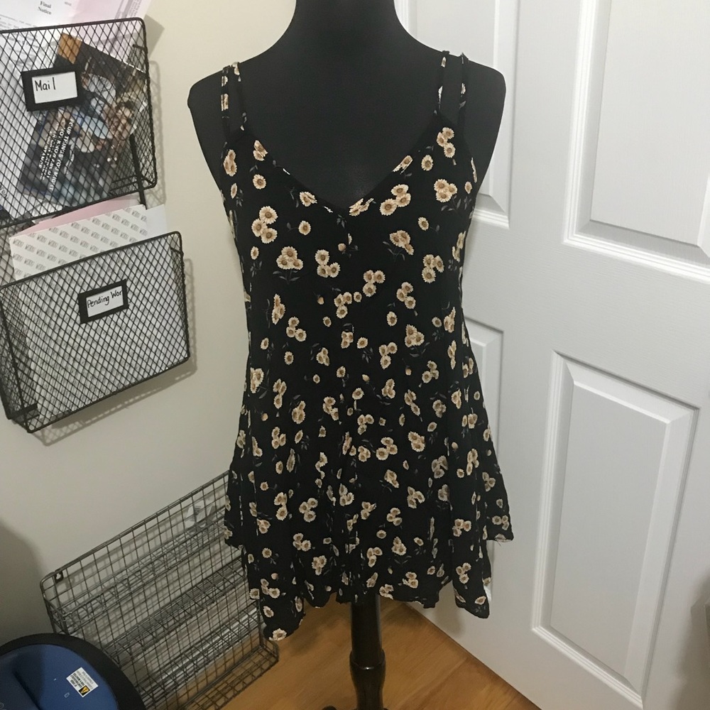 Brandy Melville sunflower dress